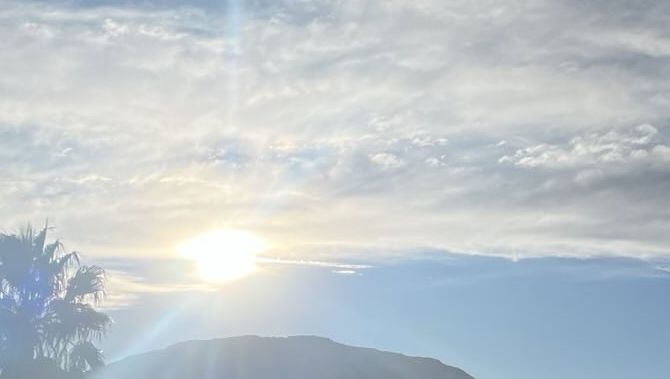 How to Add a Cannabis Cleanser to Your Daily Routine Without Overdoing It